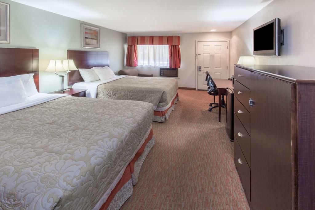 Global Inn Coos Bay Buitenkant foto